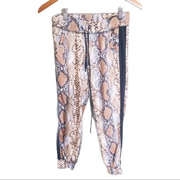 PRISMSPORT Python Crop Length Track Pants/Joggers With Pockets Beige Size XS - Picture 3 of 9